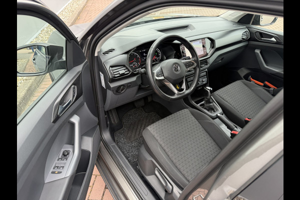 Volkswagen T-Cross 1.0 TSI 116pk DSG | Trekhaak | Camera | Org. NL