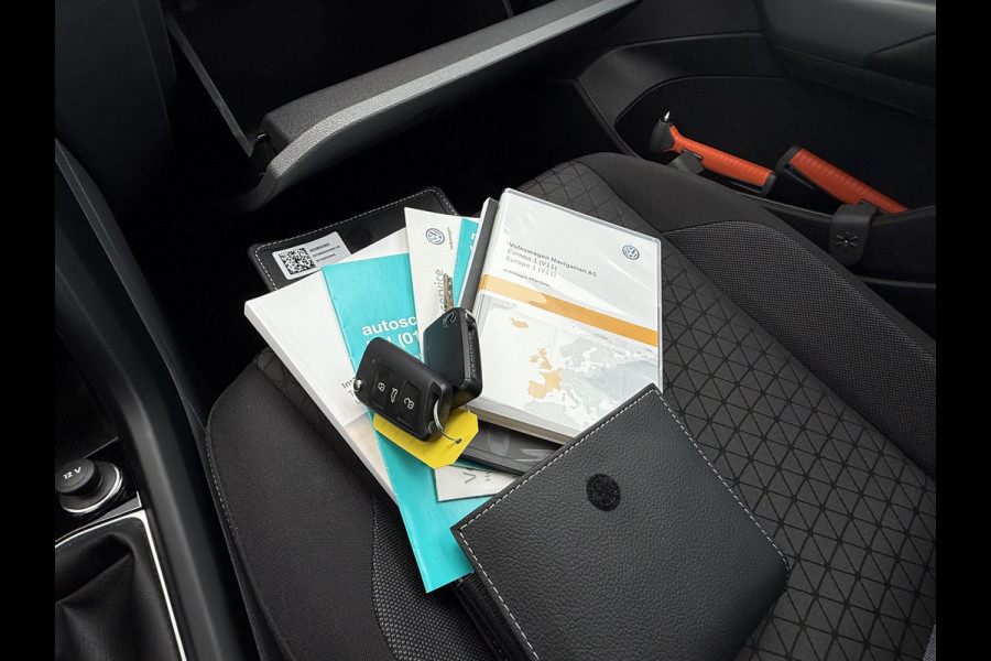 Volkswagen T-Cross 1.0 TSI 116pk DSG | Trekhaak | Camera | Org. NL