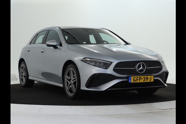 Mercedes-Benz A-Klasse 250 e Plug-In Hybride AMG Sportpakket | Sfeerverlichting | Keyless Go | Parkeerpakket met Camera | CarPlay | Inclusief 24 maanden Mercedes-Benz Certified garantie voor Europa.
