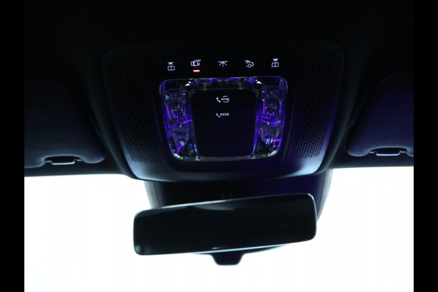 Mercedes-Benz A-Klasse 250 e Plug-In Hybride AMG Sportpakket | Sfeerverlichting | Keyless Go | Parkeerpakket met Camera | CarPlay | Inclusief 24 maanden Mercedes-Benz Certified garantie voor Europa.