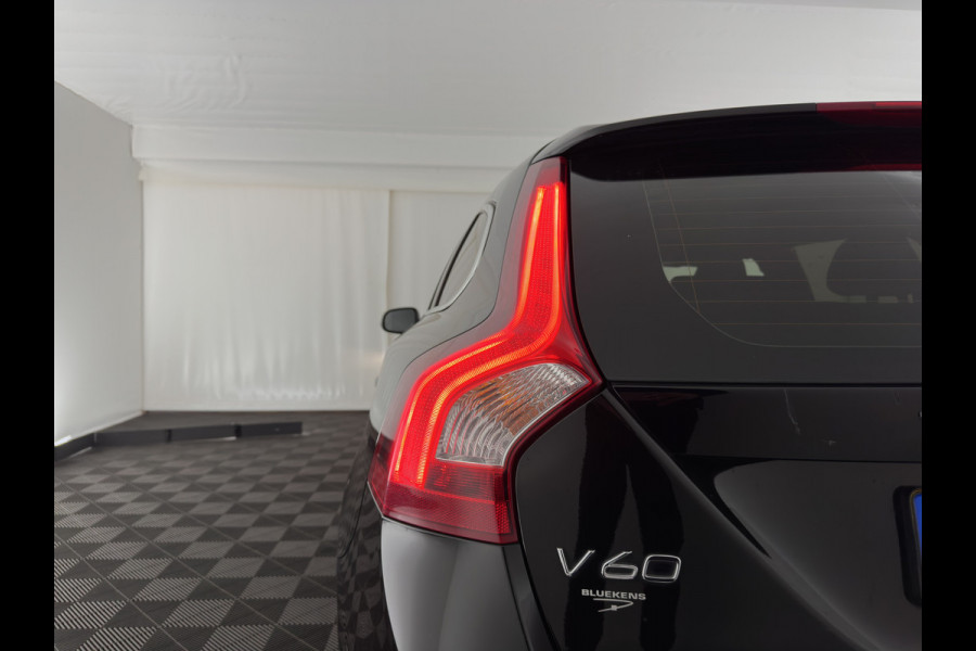 Volvo V60 2.4 D5 Twin Engine Summum (Plug-In) Aut. *LEATHER | XENON | MEMORY-PACK | HEATED-COMFORTSEATS | PRIVACY-GLASS | NAVI-FULLMAP | ADAPTIVE-CRUISE | ECC | LANE-ASSIST | PDC | 18''ALU*