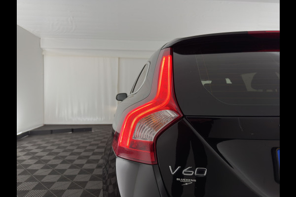 Volvo V60 2.4 D5 Twin Engine Summum (Plug-In) Aut. *LEATHER | XENON | MEMORY-PACK | HEATED-COMFORTSEATS | PRIVACY-GLASS | NAVI-FULLMAP | ADAPTIVE-CRUISE | ECC | LANE-ASSIST | PDC | 18''ALU*