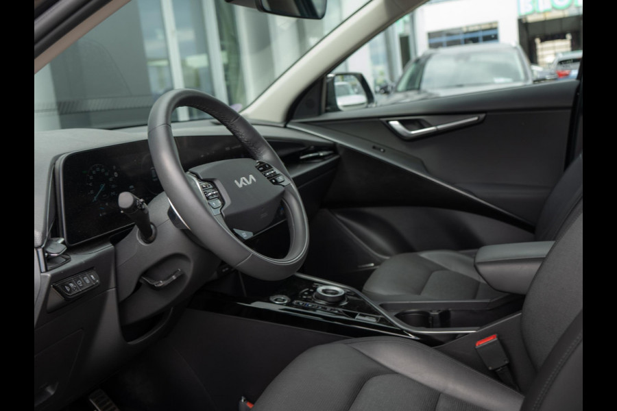 Kia Niro 1.6 GDi Hybrid ExecutiveLine | HUD | Harmen en kardon | Stoel en stuurverwarming | Schuifkanteldak |