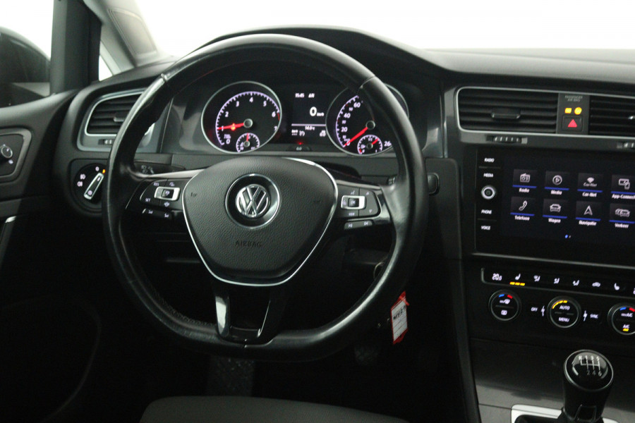 Volkswagen Golf 1.0 TSI Comfortline Business (NAVIGATIE, STOELVERWARMING, PARKEERSENSOREN, CLIMA, GOED ONDERHOUDEN)