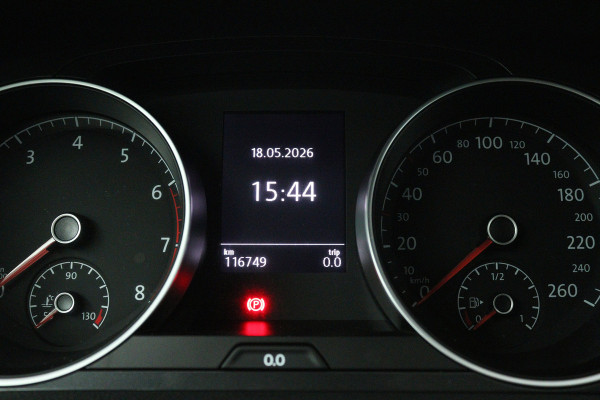 Volkswagen Golf 1.0 TSI Comfortline Business (NAVIGATIE, STOELVERWARMING, PARKEERSENSOREN, CLIMA, GOED ONDERHOUDEN)