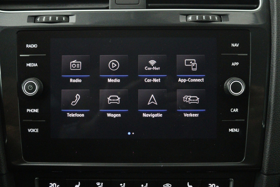 Volkswagen Golf 1.0 TSI Comfortline Business (NAVIGATIE, STOELVERWARMING, PARKEERSENSOREN, CLIMA, GOED ONDERHOUDEN)