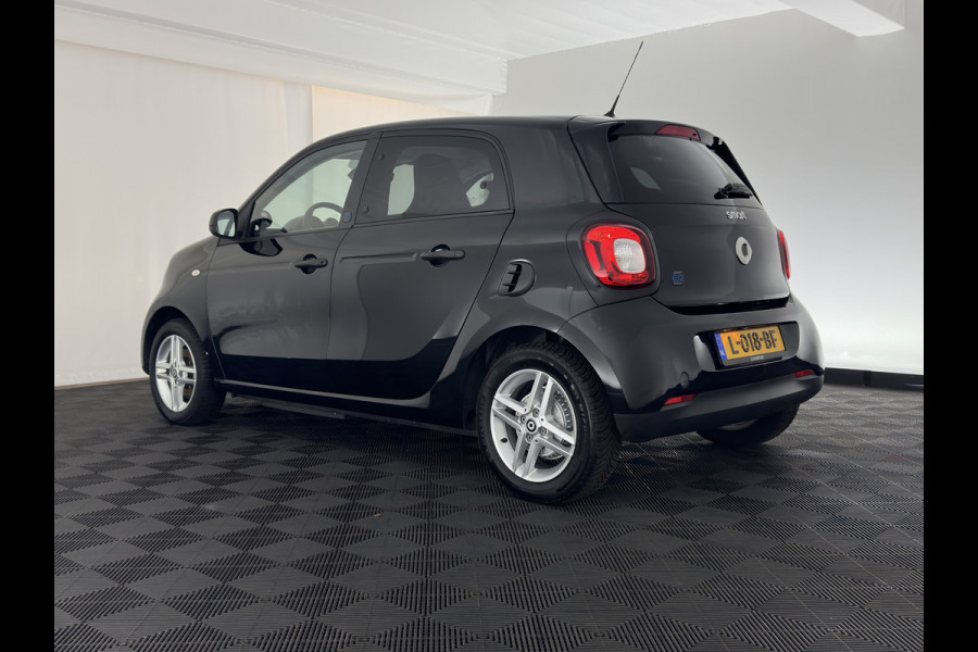 Smart Forfour EQ Essential 18 kWh [ 3-Fase-22kW ] {SOH-93%} (INCL-BTW) *LEATHER | HEATED-COMFORTSEATS | PRIVACY-GLASS | AIRCO | CRUISE | 15''ALU*