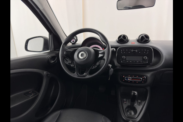 Smart Forfour EQ Essential 18 kWh [ 3-Fase-22kW ] {SOH-93%} (INCL-BTW) *LEATHER | HEATED-COMFORTSEATS | PRIVACY-GLASS | AIRCO | CRUISE | 15''ALU*