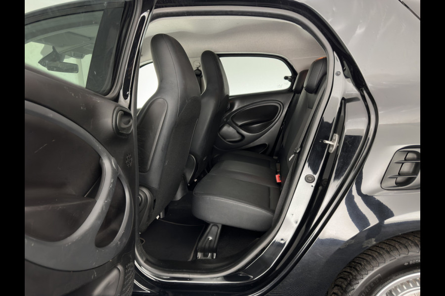 Smart Forfour EQ Essential 18 kWh [ 3-Fase-22kW ] {SOH-93%} (INCL-BTW) *LEATHER | HEATED-COMFORTSEATS | PRIVACY-GLASS | AIRCO | CRUISE | 15''ALU*