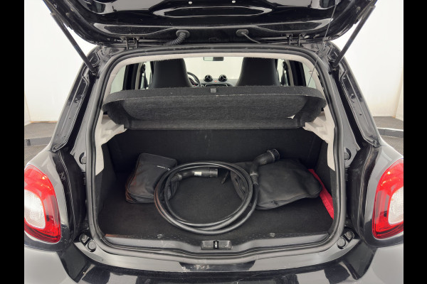 Smart Forfour EQ Essential 18 kWh [ 3-Fase-22kW ] {SOH-93%} (INCL-BTW) *LEATHER | HEATED-COMFORTSEATS | PRIVACY-GLASS | AIRCO | CRUISE | 15''ALU*