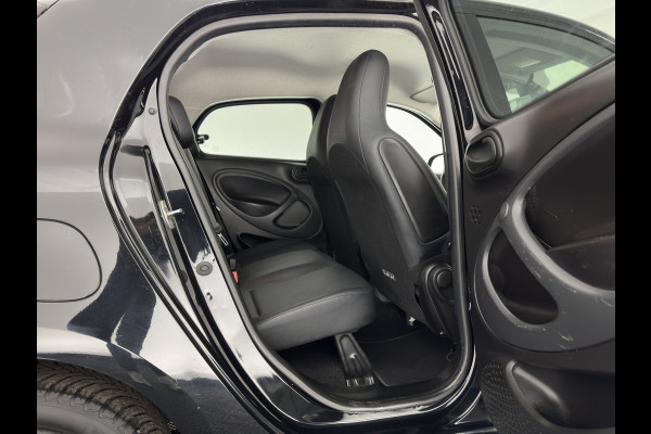 Smart Forfour EQ Essential 18 kWh [ 3-Fase-22kW ] {SOH-93%} (INCL-BTW) *LEATHER | HEATED-COMFORTSEATS | PRIVACY-GLASS | AIRCO | CRUISE | 15''ALU*