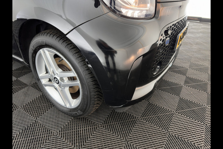 Smart Forfour EQ Essential 18 kWh [ 3-Fase-22kW ] {SOH-93%} (INCL-BTW) *LEATHER | HEATED-COMFORTSEATS | PRIVACY-GLASS | AIRCO | CRUISE | 15''ALU*