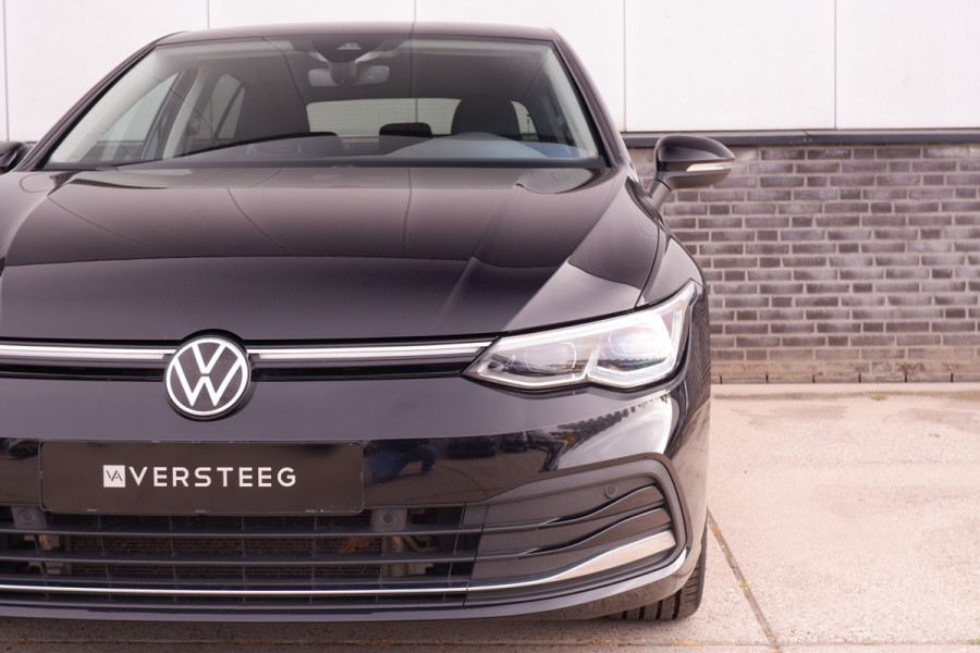 Volkswagen Golf 1.4 eHybrid Style | Carplay | Camera | Memory | Navi | Sfeerverlichting | LED