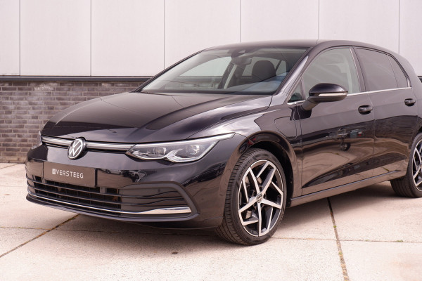 Volkswagen Golf 1.4 eHybrid Style | Carplay | Camera | Memory | Navi | Sfeerverlichting | LED