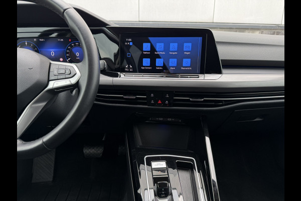 Volkswagen Golf 1.4 eHybrid Style | Carplay | Camera | Memory | Navi | Sfeerverlichting | LED
