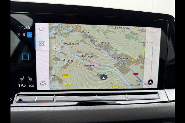 Volkswagen Golf 1.4 eHybrid Style | Carplay | Camera | Memory | Navi | Sfeerverlichting | LED