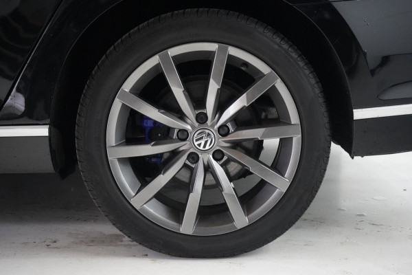Volkswagen Passat Variant 1.4 TSI PHEV GTE | PANO | ACC | STOELVERWARMING
