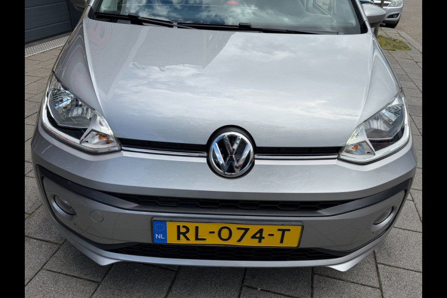 Volkswagen up! 1.0 BMT high up! 5Drs - 89.000 KM I Airco I Sport velgen I LED I PDC I Comfort pakket I Achteruitrij Camera
