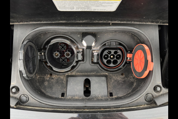 Nissan Leaf N-Connecta 40 kWh (INCL-BTW) Aut. *HEATPUMP | NAVI-FULLMAP | TOPVIEW | KEYLESS | BLINDSPOT |  DIGI-COCKPIT | HEATED-COMFORTSEATS | DAB | PRIVACYGLASS | ECC | ADAPTIVE-CRUISE | PDC | CARPLAY | 16"ALU*