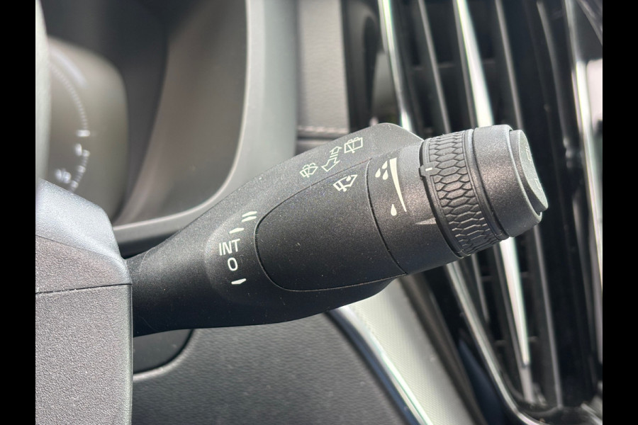 Volvo XC60 2.0 Recharge T6 AWD Inscription | Pano | Ventilatie | BTW