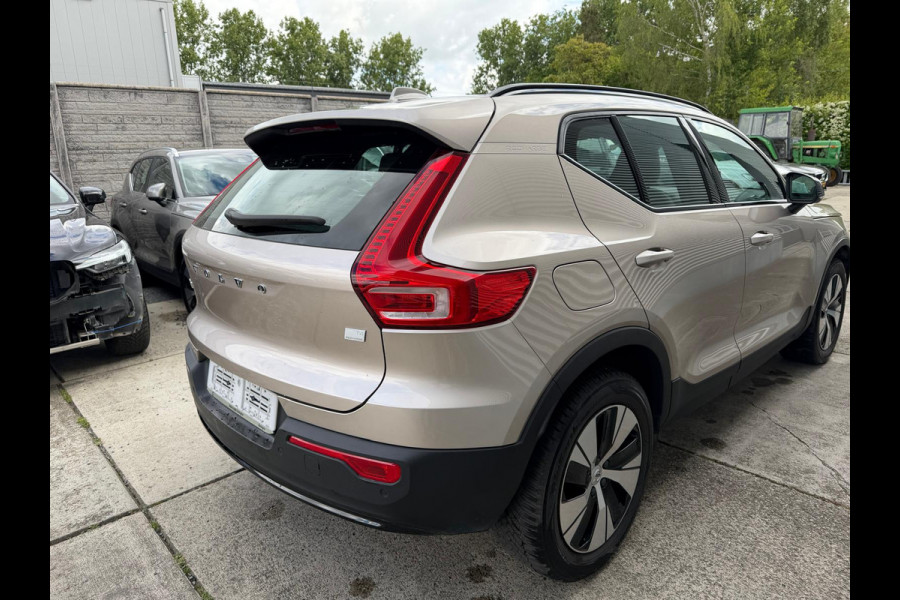 Volvo XC40 T4 Plug-in Hybrid Plus Dark Parkeercamera Stoelverwarming 211pk
