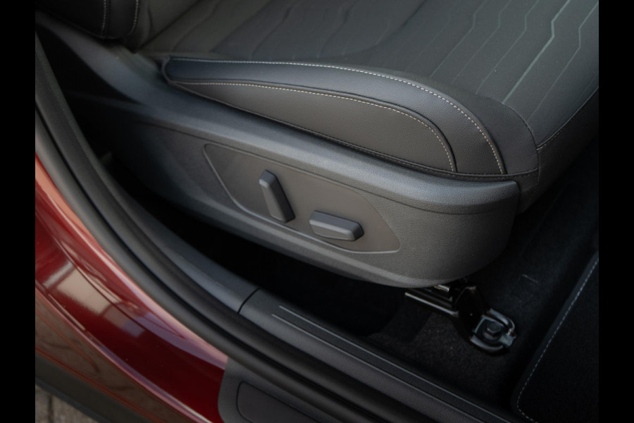 Kia Sportage 1.6 T-GDi Hybrid DynamicPlusLine | Schuifkanteldak | Stoel en stuurverwarming |