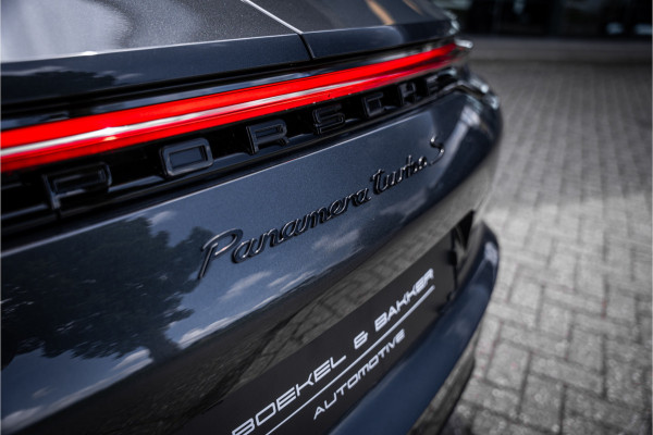 Porsche Panamera 4.0 Turbo S E-Hybrid (700pk) ** PCCB ** Burmester ** NL auto Sport Design ** Soft-close ** NP 245K