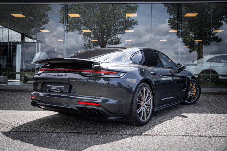 Porsche Panamera 4.0 Turbo S E-Hybrid (700pk) ** PCCB ** Burmester ** NL auto Sport Design ** Soft-close ** NP 245K