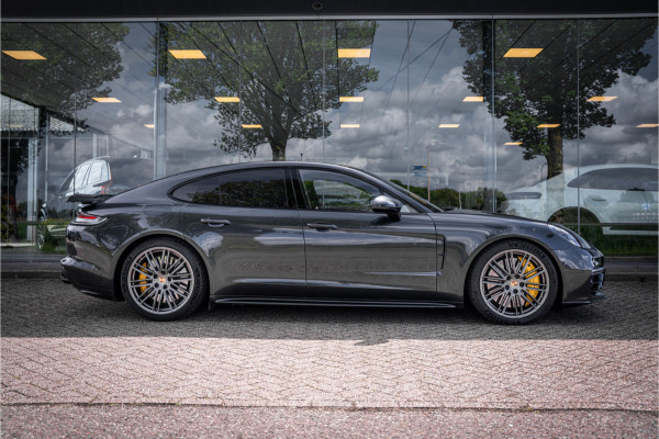 Porsche Panamera 4.0 Turbo S E-Hybrid (700pk) ** PCCB ** Burmester ** NL auto Sport Design ** Soft-close ** NP 245K