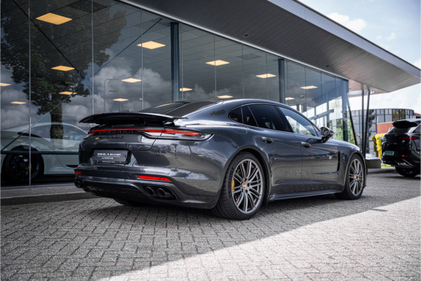 Porsche Panamera 4.0 Turbo S E-Hybrid (700pk) ** PCCB ** Burmester ** NL auto Sport Design ** Soft-close ** NP 245K