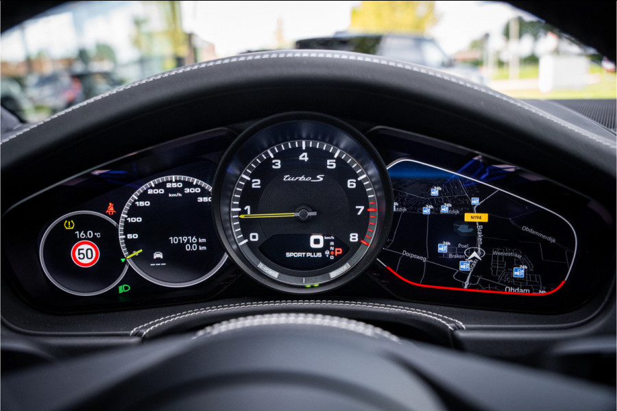 Porsche Panamera 4.0 Turbo S E-Hybrid (700pk) ** PCCB ** Burmester ** NL auto Sport Design ** Soft-close ** NP 245K