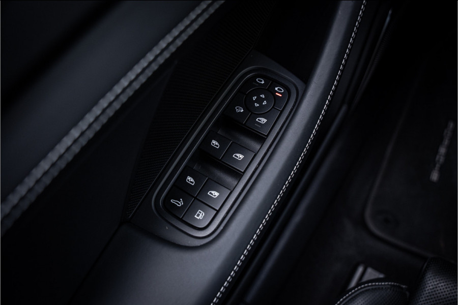 Porsche Panamera 4.0 Turbo S E-Hybrid (700pk) ** PCCB ** Burmester ** NL auto Sport Design ** Soft-close ** NP 245K