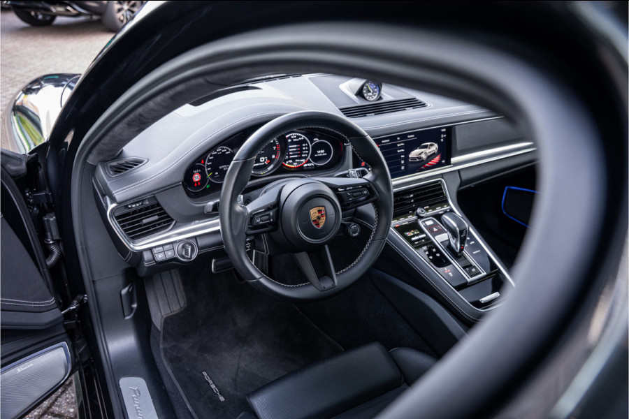 Porsche Panamera 4.0 Turbo S E-Hybrid (700pk) ** PCCB ** Burmester ** NL auto Sport Design ** Soft-close ** NP 245K