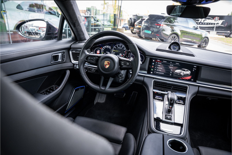 Porsche Panamera 4.0 Turbo S E-Hybrid (700pk) ** PCCB ** Burmester ** NL auto Sport Design ** Soft-close ** NP 245K
