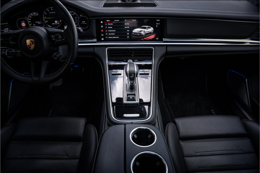 Porsche Panamera 4.0 Turbo S E-Hybrid (700pk) ** PCCB ** Burmester ** NL auto Sport Design ** Soft-close ** NP 245K