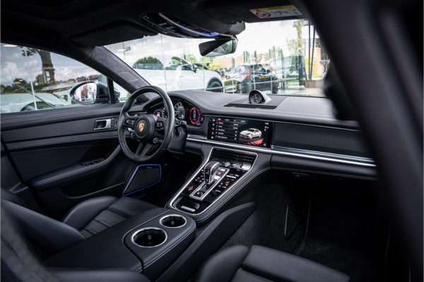 Porsche Panamera 4.0 Turbo S E-Hybrid (700pk) ** PCCB ** Burmester ** NL auto Sport Design ** Soft-close ** NP 245K
