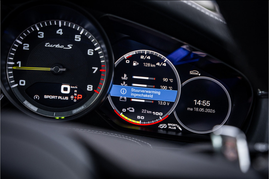 Porsche Panamera 4.0 Turbo S E-Hybrid (700pk) ** PCCB ** Burmester ** NL auto Sport Design ** Soft-close ** NP 245K