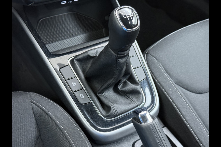 Škoda Fabia 1.0I 96PK Navi Camera Pdc Apple Carplay Android Keyless Stoelverwarming Cruise Control ECC Lmv Isofix Privacyglas Led Smartlink Bluetooth Licht-/Regensensor Mooie en complete Skoda Fabia