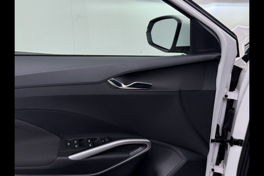 Škoda Fabia 1.0I 96PK Navi Camera Pdc Apple Carplay Android Keyless Stoelverwarming Cruise Control ECC Lmv Isofix Privacyglas Led Smartlink Bluetooth Licht-/Regensensor Mooie en complete Skoda Fabia