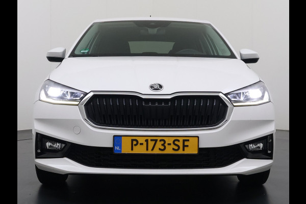 Škoda Fabia 1.0I 96PK Navi Camera Pdc Apple Carplay Android Keyless Stoelverwarming Cruise Control ECC Lmv Isofix Privacyglas Led Smartlink Bluetooth Licht-/Regensensor Mooie en complete Skoda Fabia
