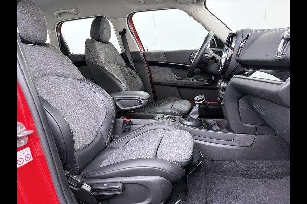 MINI Countryman 1.5 Cooper S E ALL4 Classic | SPORTSTOELEN | AFN. TREKHAAK | 4X4 | STOELVERWARMING|