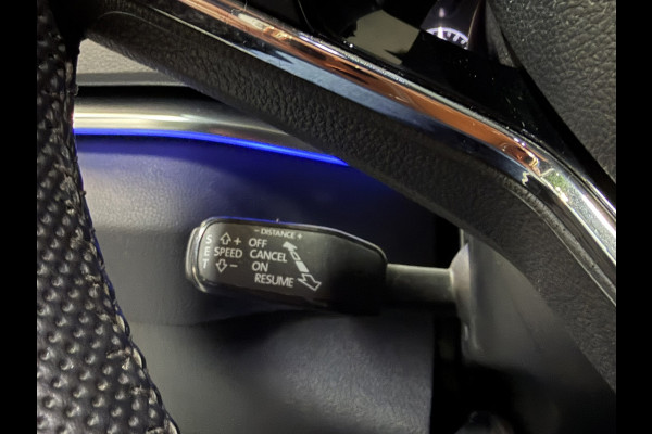 Škoda Karoq 1.5 TSI ACT Style | Trekhaak | Camera | Stoelverwarming | CarPlay | Cruise | Dealer onderhouden