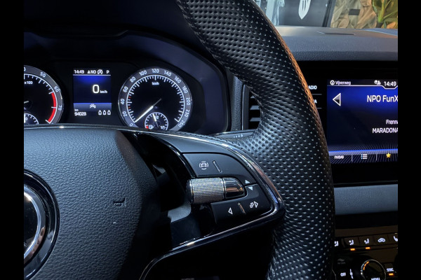 Škoda Karoq 1.5 TSI ACT Style | Trekhaak | Camera | Stoelverwarming | CarPlay | Cruise | Dealer onderhouden
