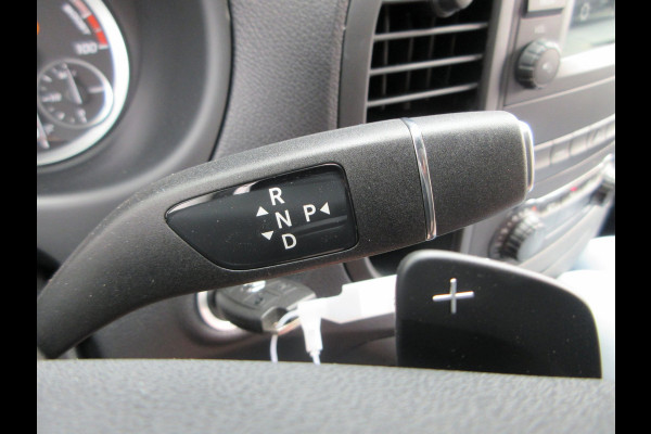Mercedes-Benz Vito Evito, 112, L2, 66kWh, Snelladen, SoH 97,5%, Camera, 3-zits, Stoelverwarming.