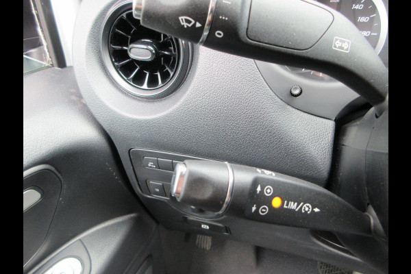 Mercedes-Benz Vito Evito, 112, L2, 66kWh, Snelladen, SoH 97,5%, Camera, 3-zits, Stoelverwarming.