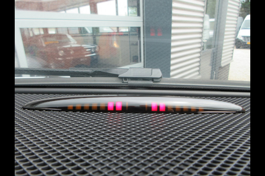 Mercedes-Benz Vito Evito, 112, L2, 66kWh, Snelladen, SoH 97,5%, Camera, 3-zits, Stoelverwarming.