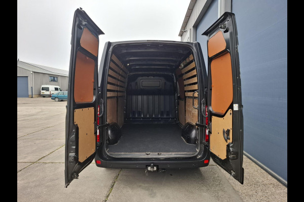 Renault Master T35 2.3 dCi 180 L2H2 Energy Work Edition AIRCO / CRUISE CONTROLE / NAVI / DEALER ONDERHOUDEN / TREKHAAK