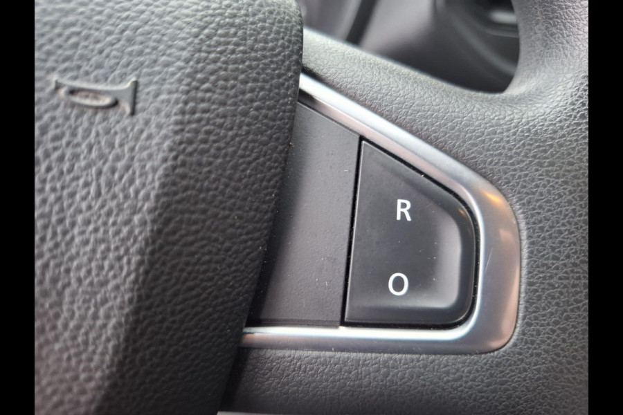 Renault Master T35 2.3 dCi 180 L2H2 Energy Work Edition AIRCO / CRUISE CONTROLE / NAVI / DEALER ONDERHOUDEN / TREKHAAK