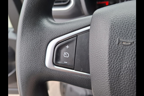 Renault Master T35 2.3 dCi 180 L2H2 Energy Work Edition AIRCO / CRUISE CONTROLE / NAVI / DEALER ONDERHOUDEN / TREKHAAK