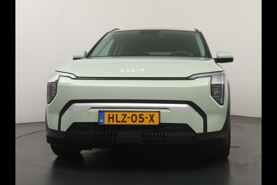 Kia EV3 Plus 81.4 kWh - Adaptive Cruise- Climate Control - Stoel/Stuurverwarming - Navigatie - Apple Carplay/Android Auto - Fabrieksgarantie tot 2032
